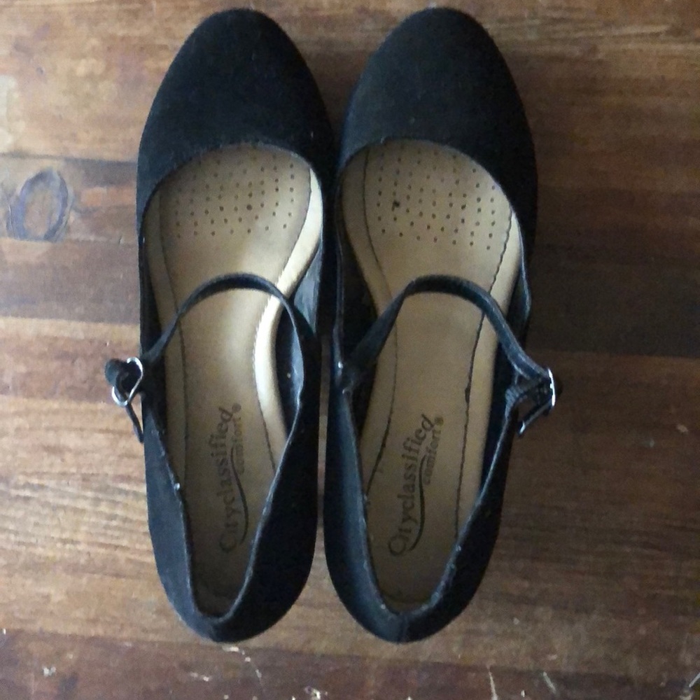 Mary Janes style heels